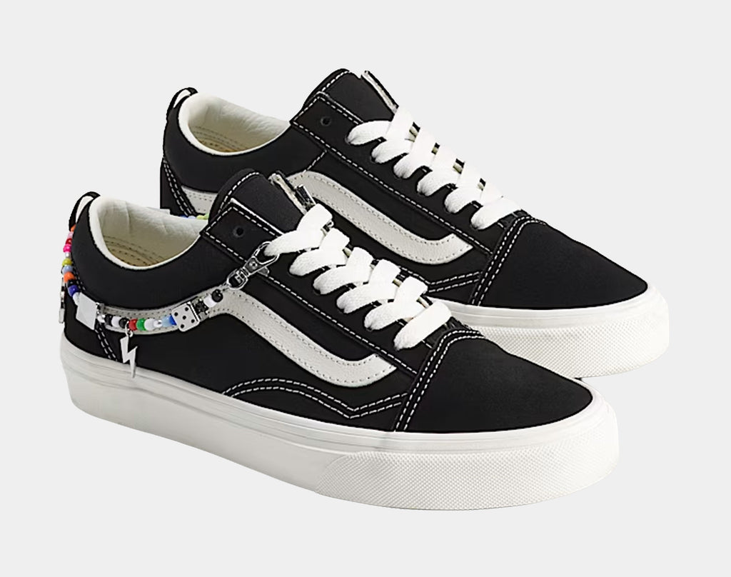Old Skool Grade School Lifestyle Shoes (Charms Black/Marshmallow) - sneakers - view 3